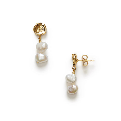 The Pearly Drop Earrings