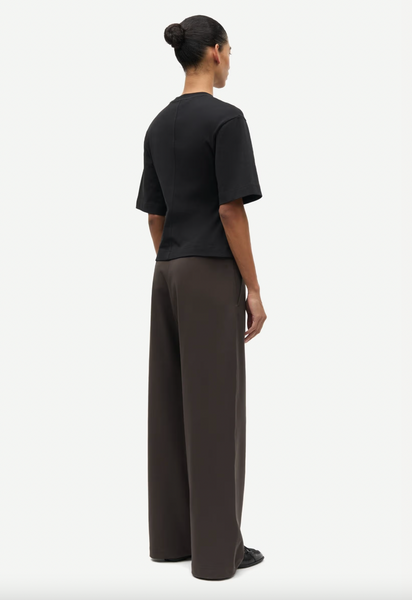The Sadisas TShirt in Jet Black